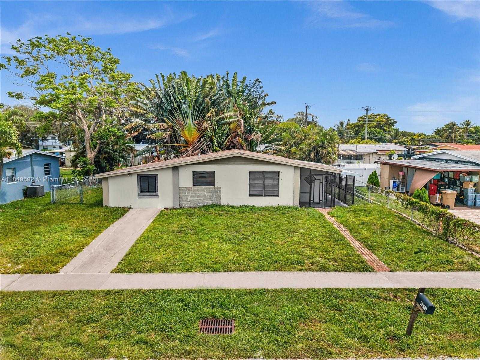 Small Image of 5611 SOUTH WEST 37TH ST #1, Davie Number 40