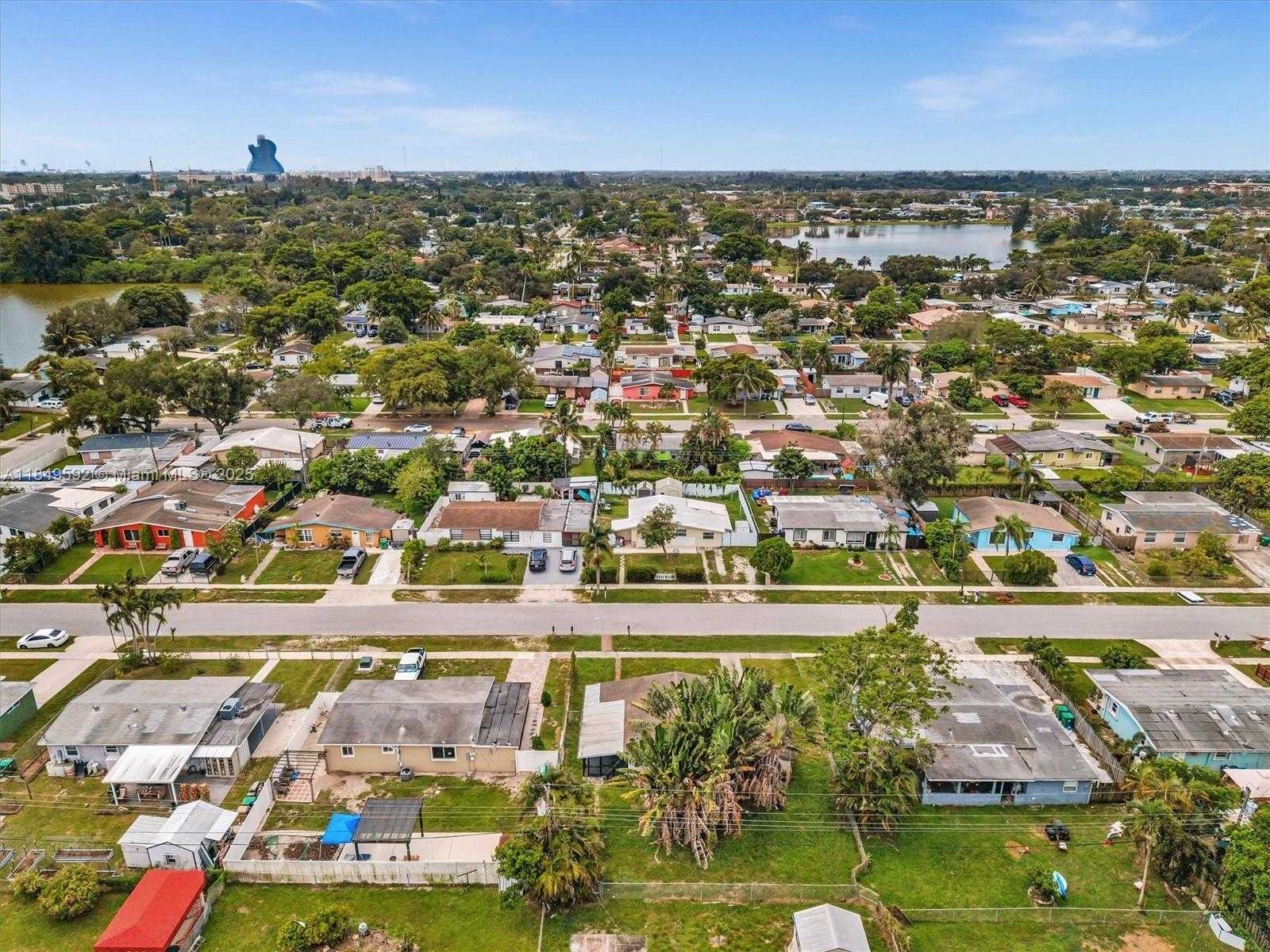 Small Image of 5611 SOUTH WEST 37TH ST #1, Davie Number 44
