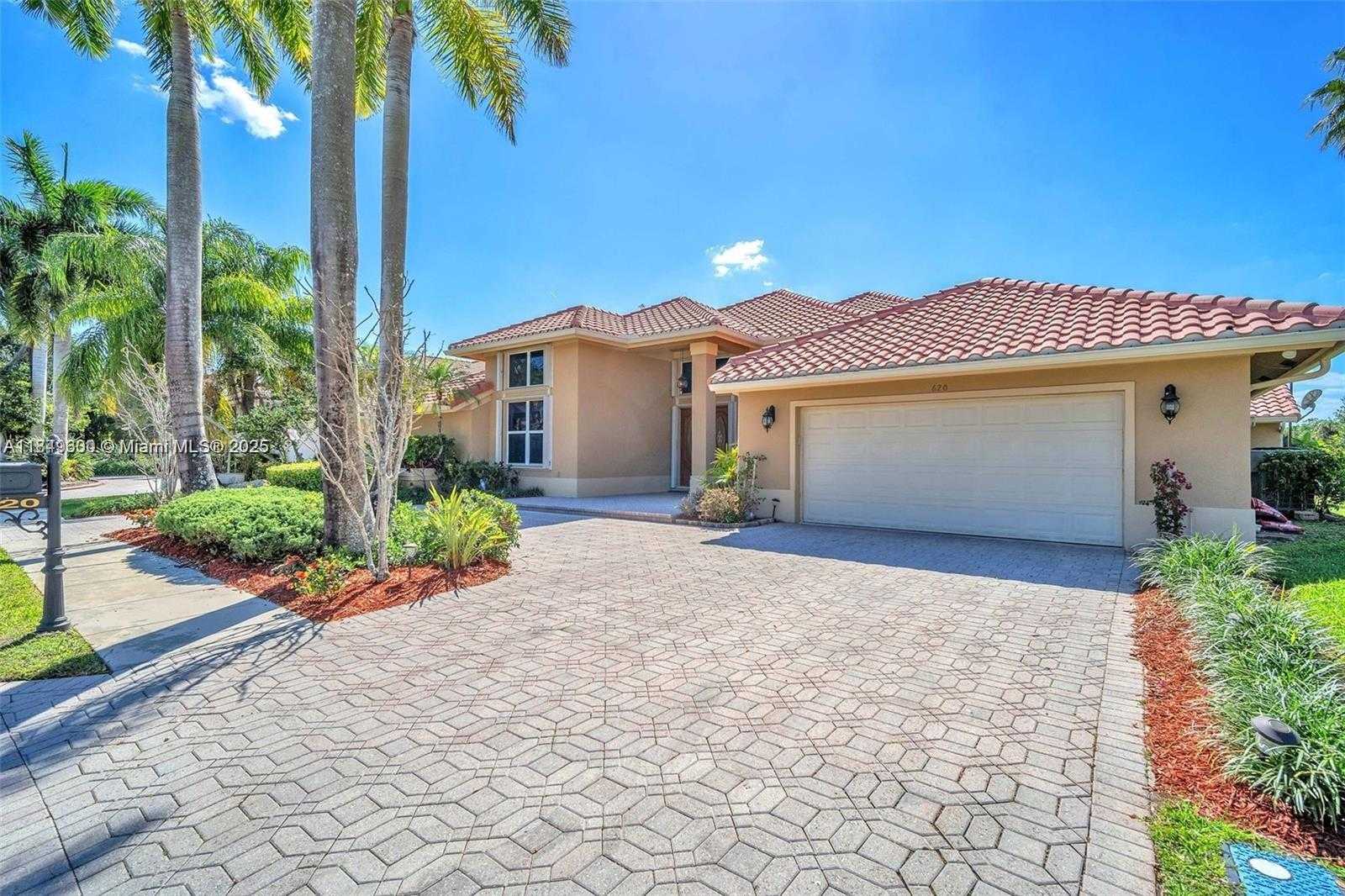 Small Image of 620 WEST LAUREL LN W, Pembroke Pines Number 8