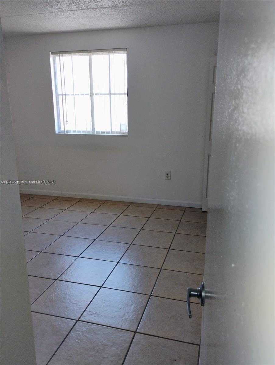Small Image of 6045 NORTH WEST 186TH ST #304, Hialeah Number 19