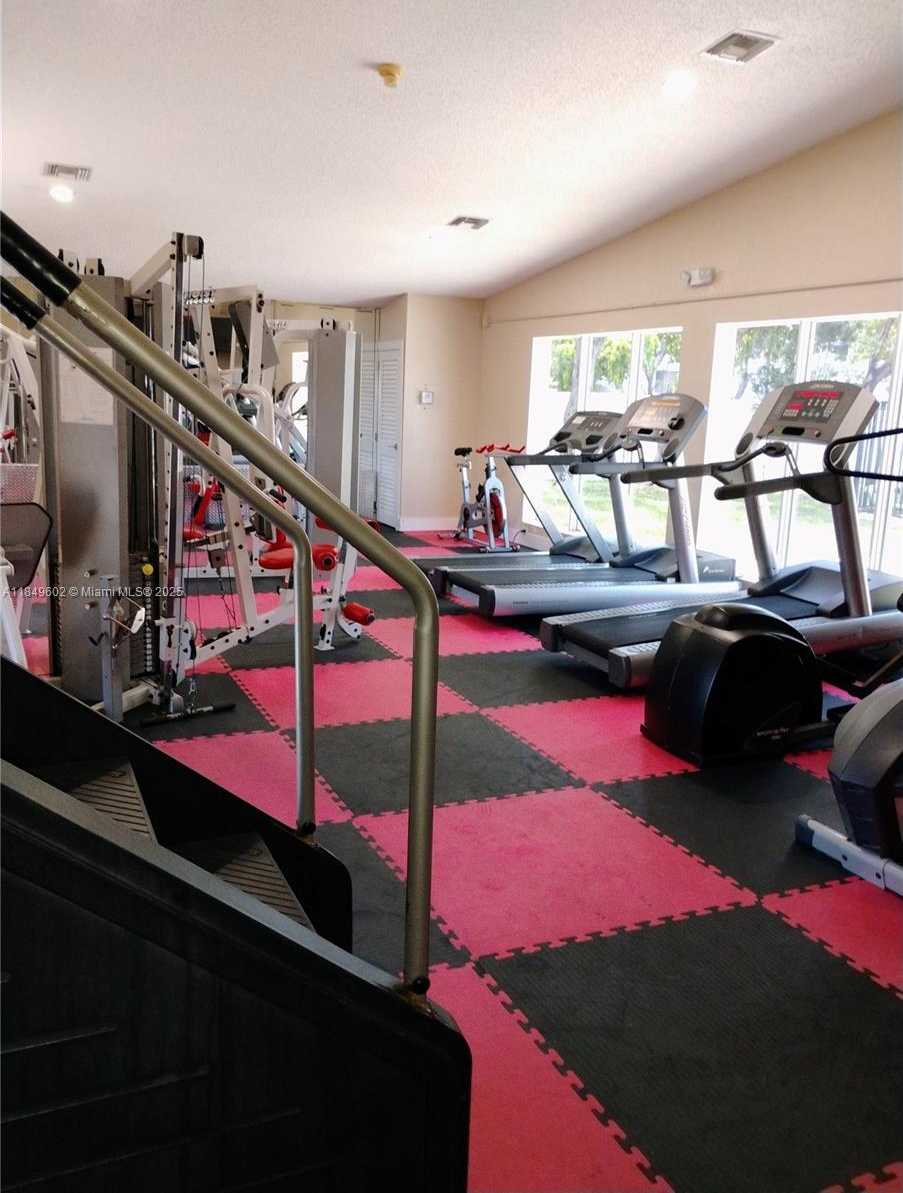 Small Image of 6045 NORTH WEST 186TH ST #304, Hialeah Number 27