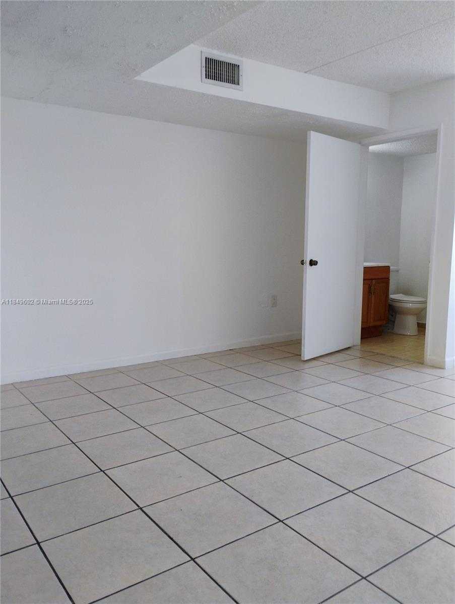Small Image of 6045 NORTH WEST 186TH ST #304, Hialeah Number 6