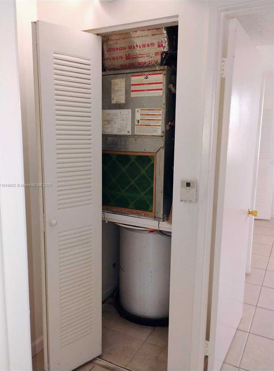 Small Image of 6045 NORTH WEST 186TH ST #304, Hialeah Number 8