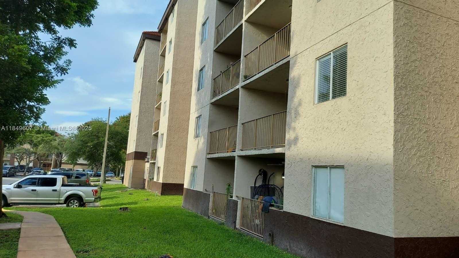 Small Image of 15231 SOUTH WEST 80TH ST #209, Miami Number 16