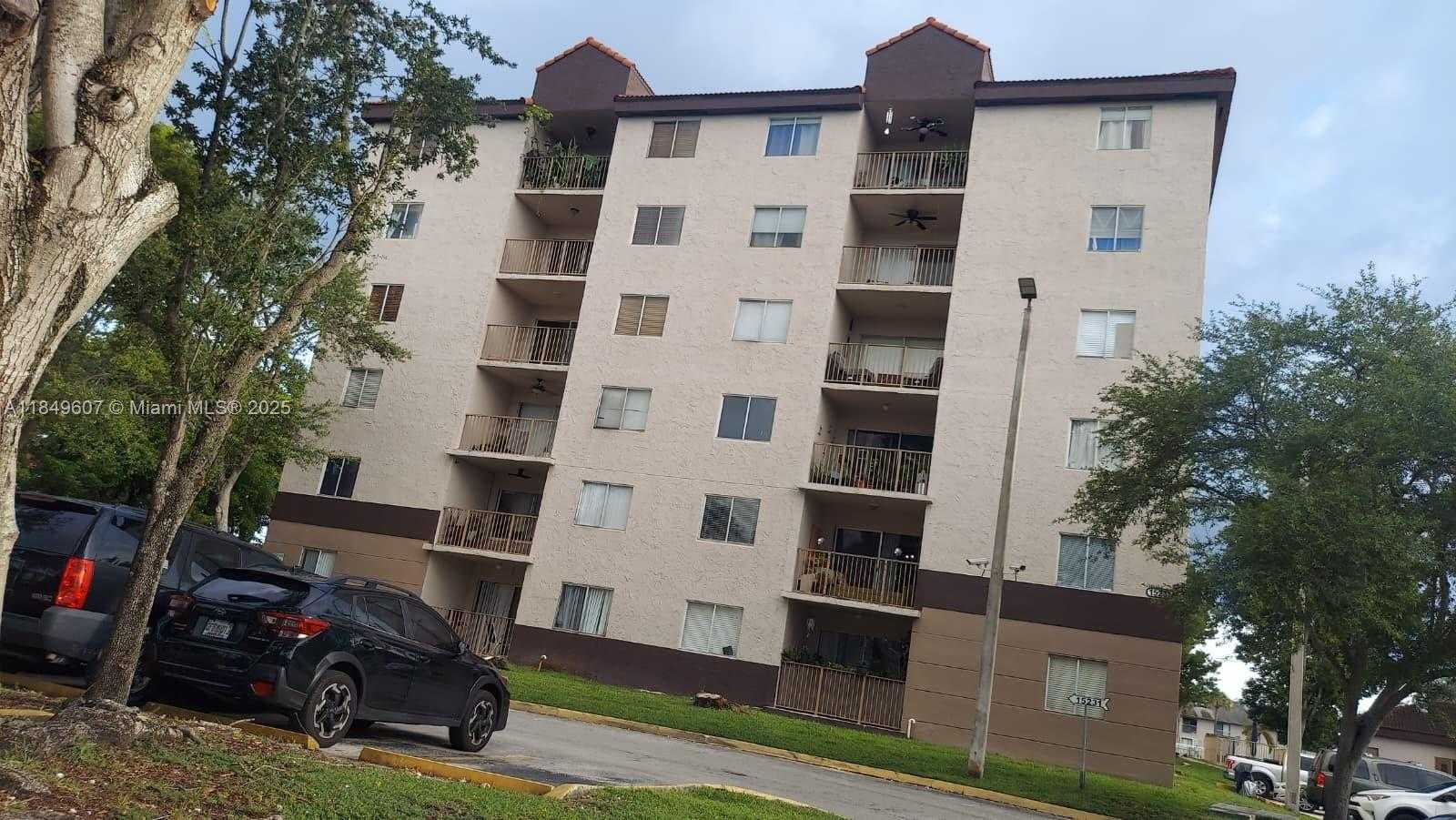Small Image of 15231 SOUTH WEST 80TH ST #209, Miami Number 20
