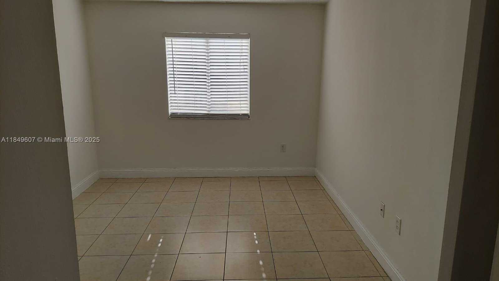 Small Image of 15231 SOUTH WEST 80TH ST #209, Miami Number 9