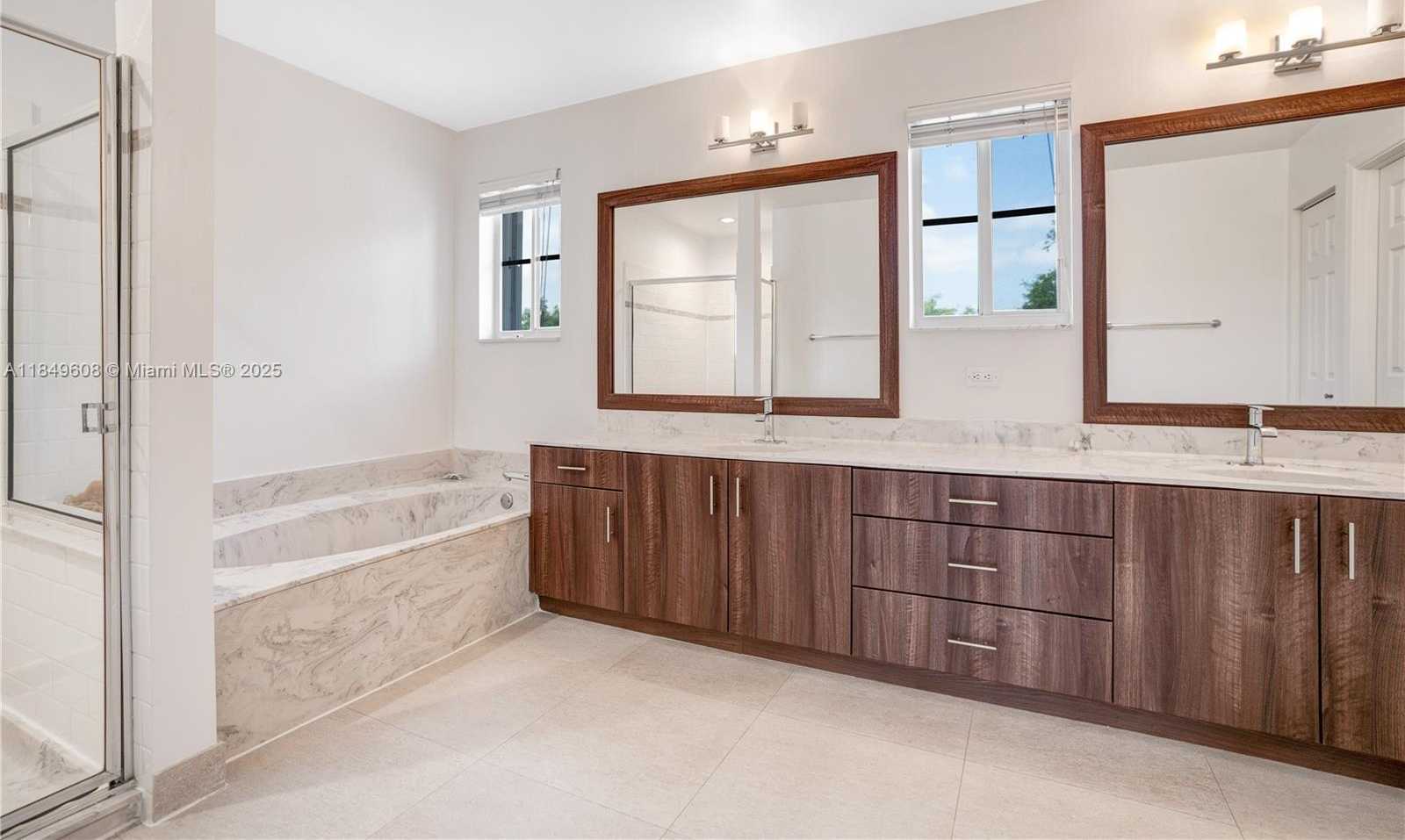 Small Image of 1570 ELM GROVE RD, Weston Number 17