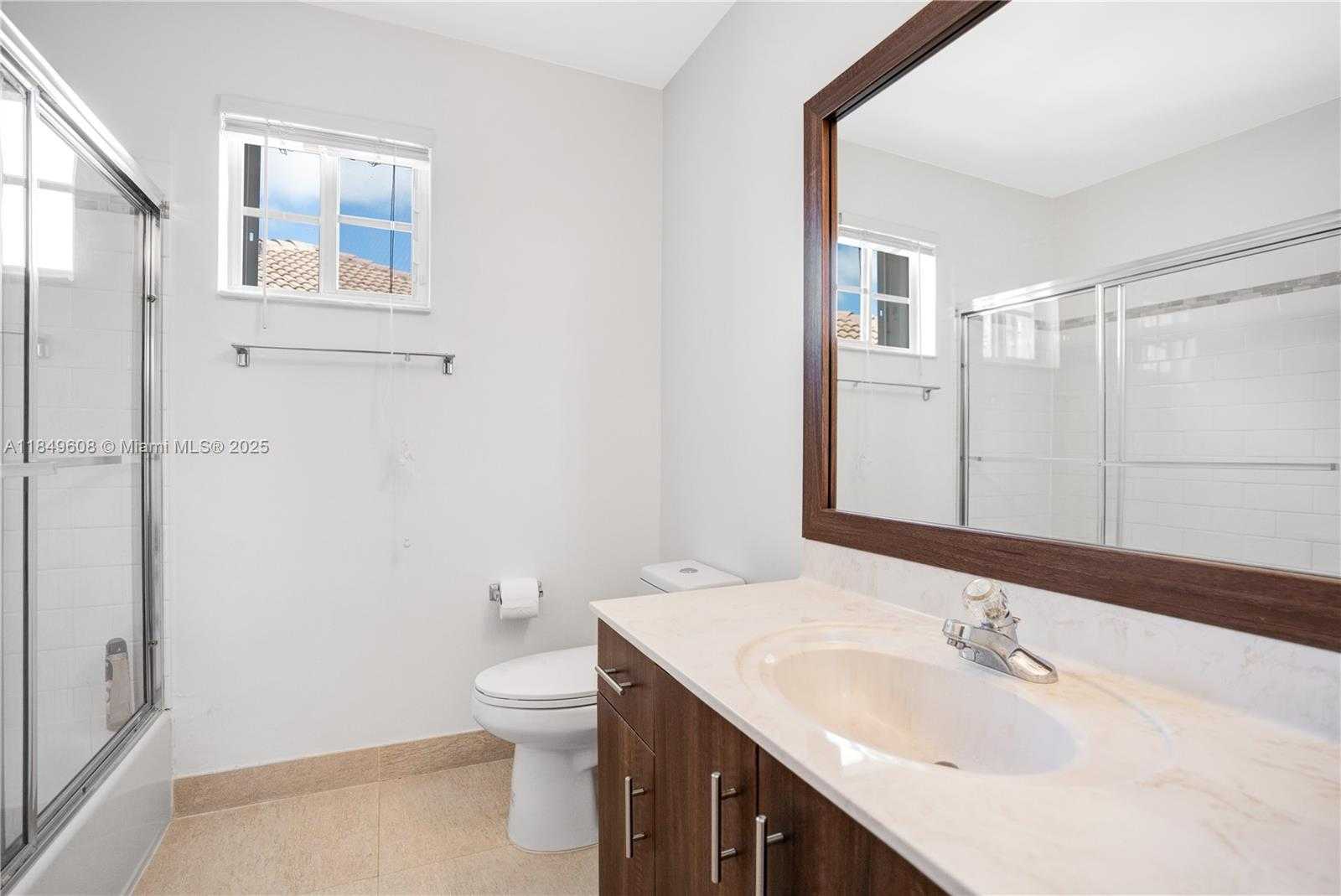Small Image of 1570 ELM GROVE RD, Weston Number 19