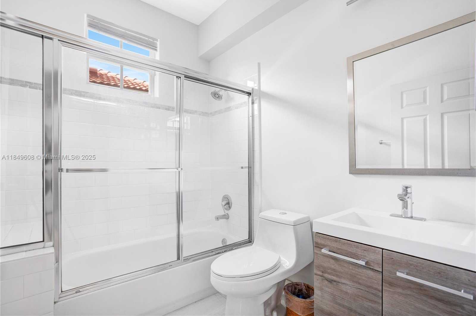 Small Image of 1570 ELM GROVE RD, Weston Number 21