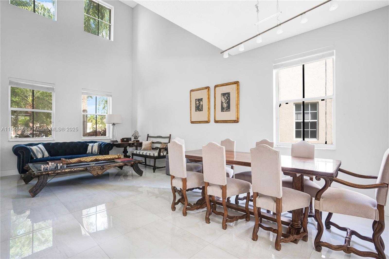 Small Image of 1570 ELM GROVE RD, Weston Number 3