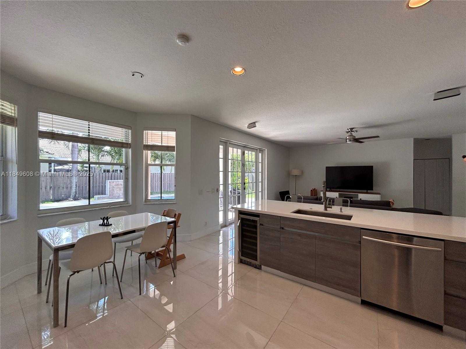 Small Image of 1570 ELM GROVE RD, Weston Number 8