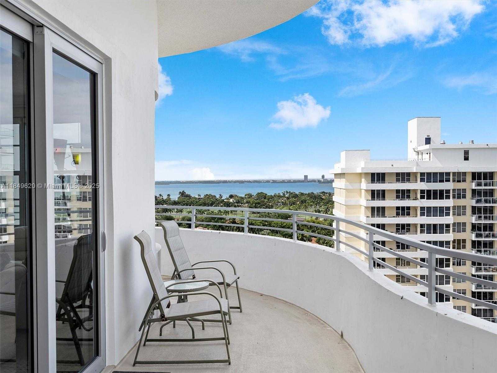 Small Image of 5555 COLLINS AVE #17S, Miami Beach Number 14