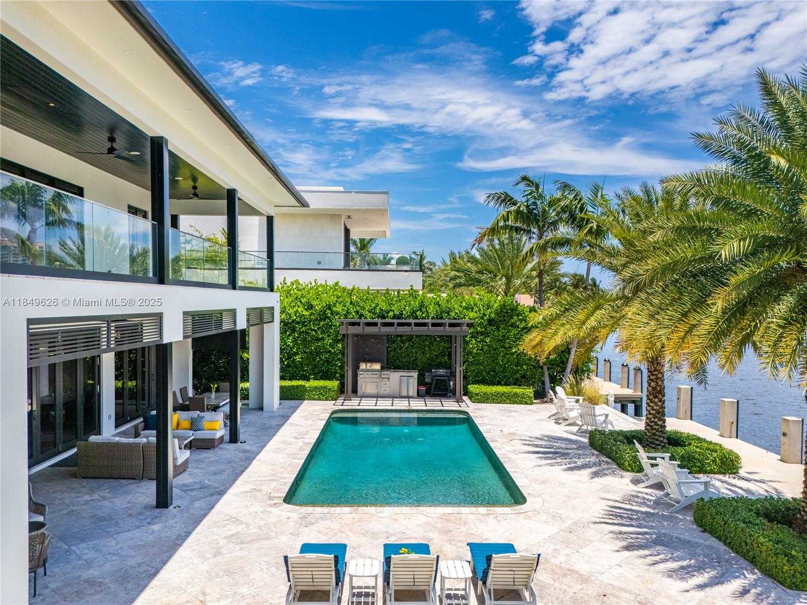 Small Image of Fort Lauderdale Number 3