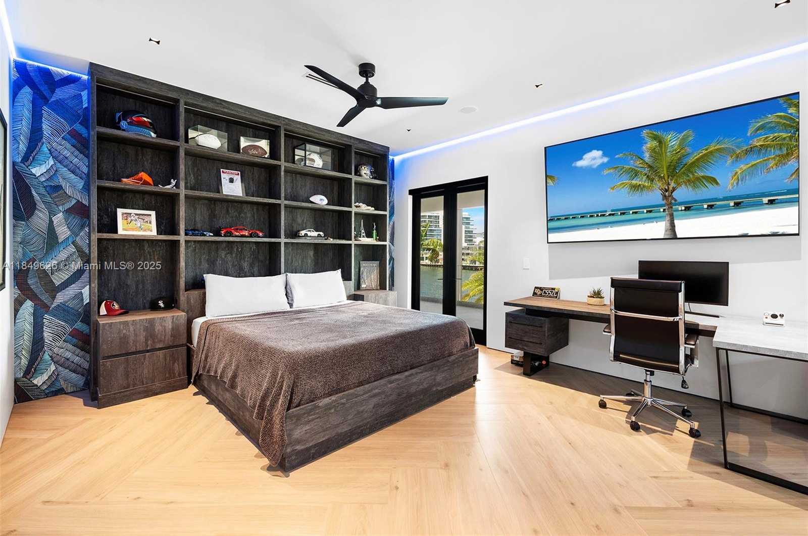 Small Image of Fort Lauderdale Number 35