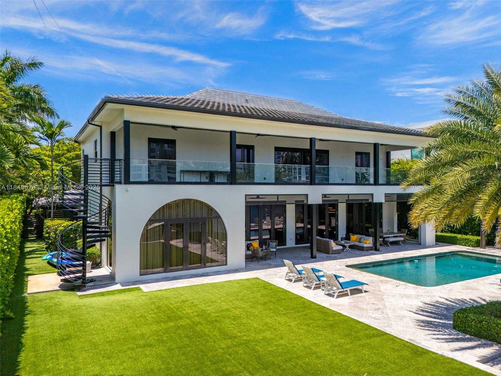 Small Image of Fort Lauderdale Number 43