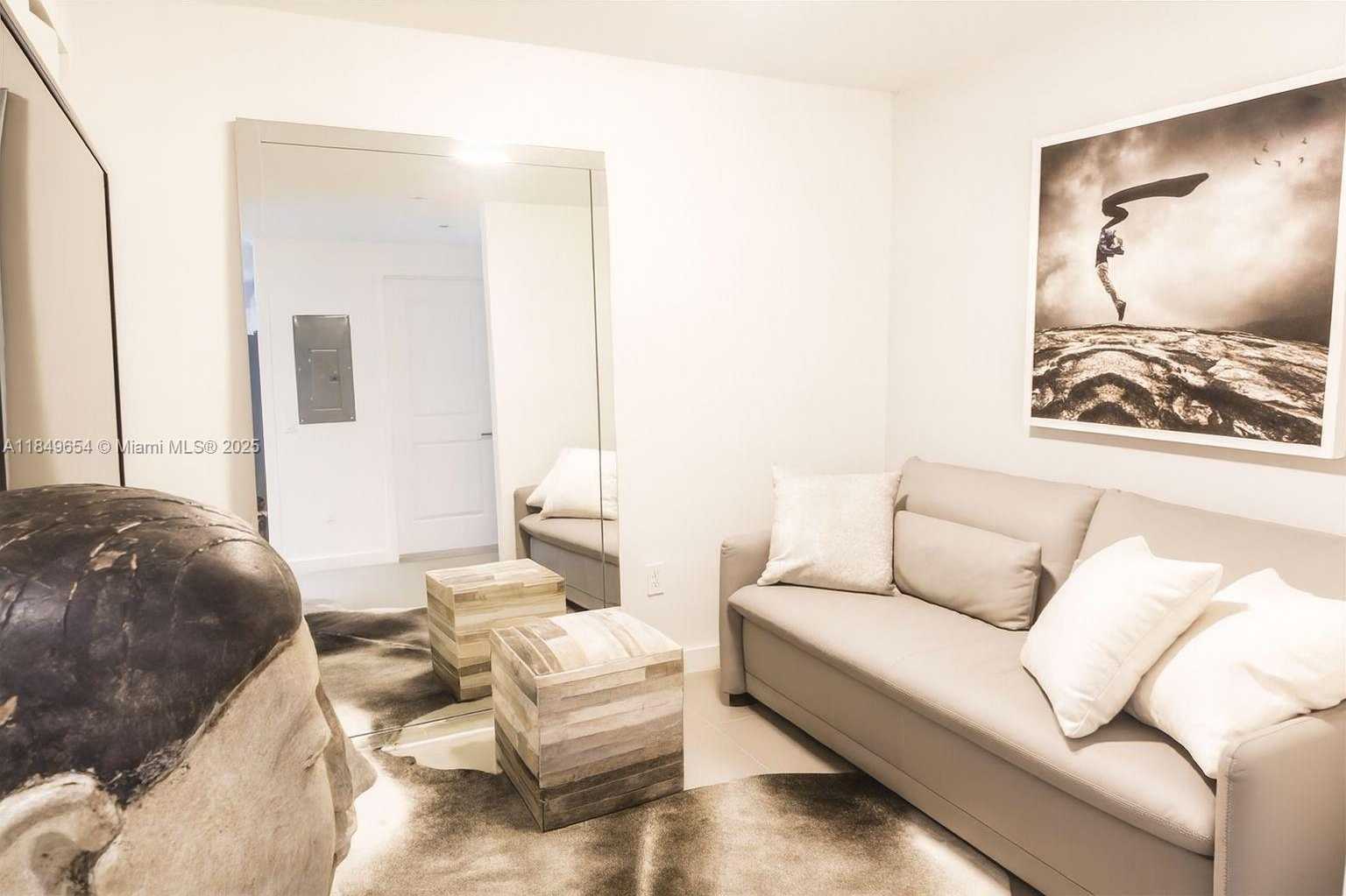 Small Image of 1600 NORTH EAST 1ST AVE #3712, Miami Number 11