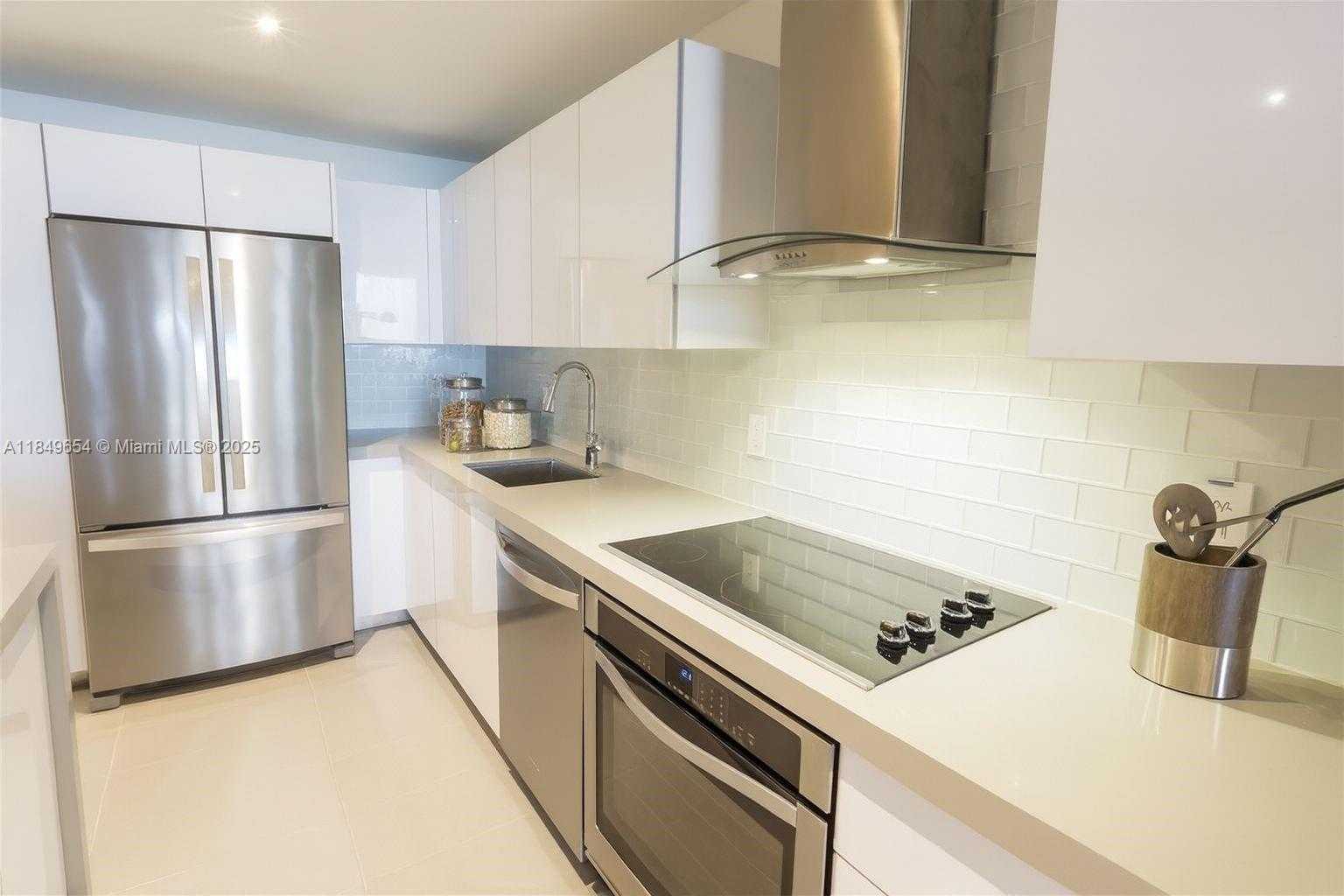Small Image of 1600 NORTH EAST 1ST AVE #3712, Miami Number 3