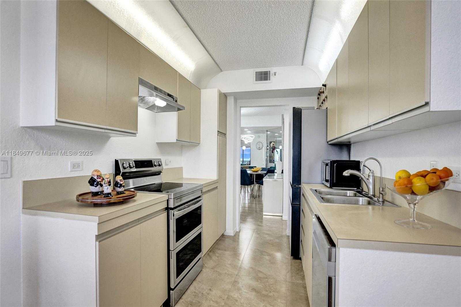 Small Image of 1201 SOUTH OCEAN DR #904N, Hollywood Number 15