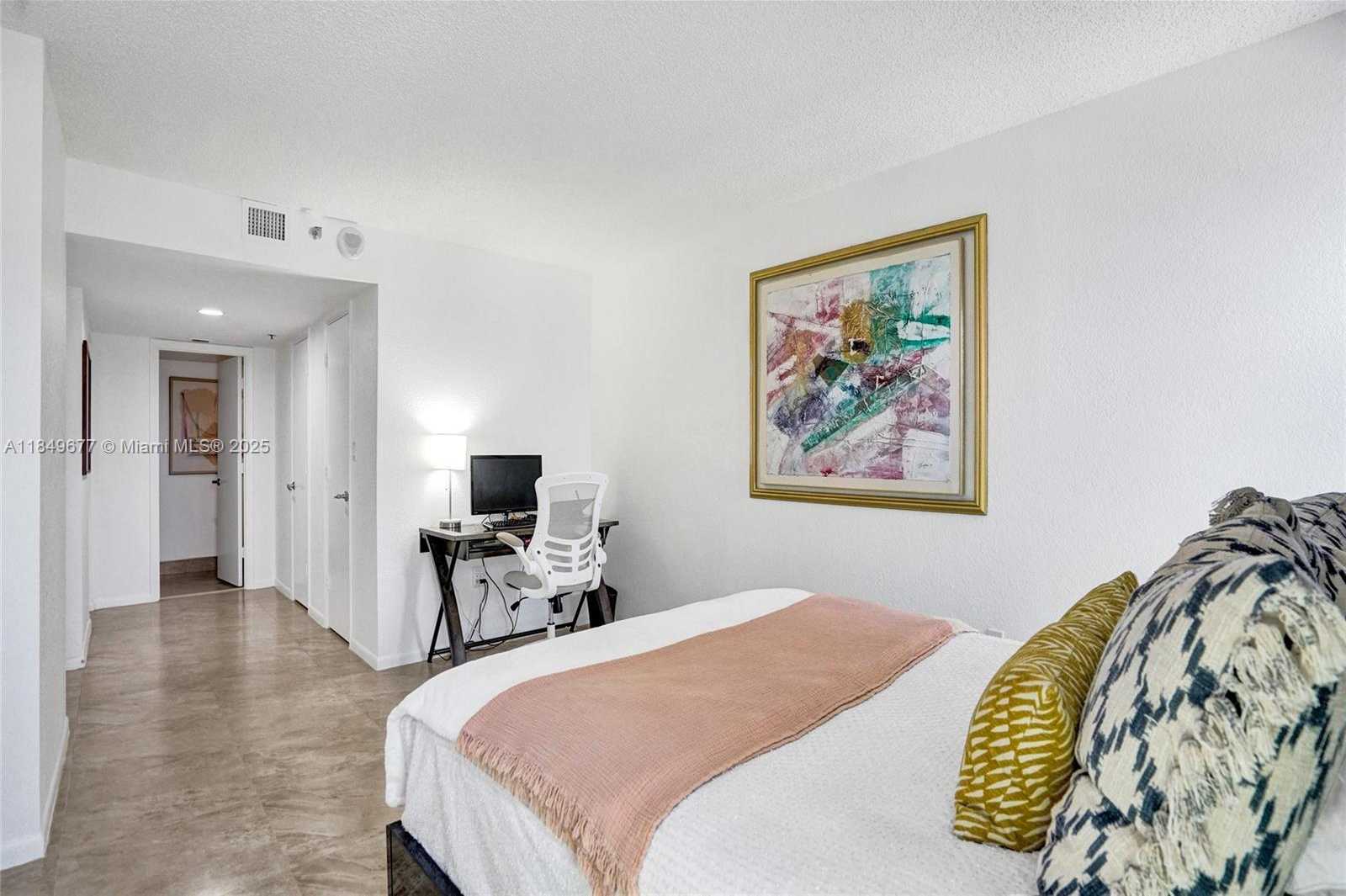 Small Image of 1201 SOUTH OCEAN DR #904N, Hollywood Number 23