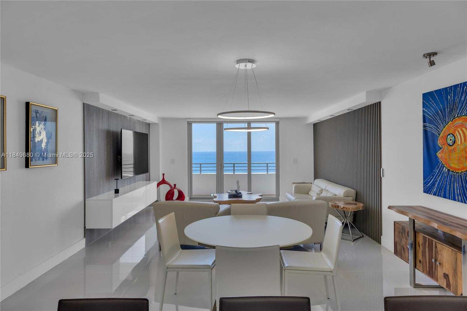 Small Image of 5555 COLLINS AVE #11D, Miami Beach Number 28