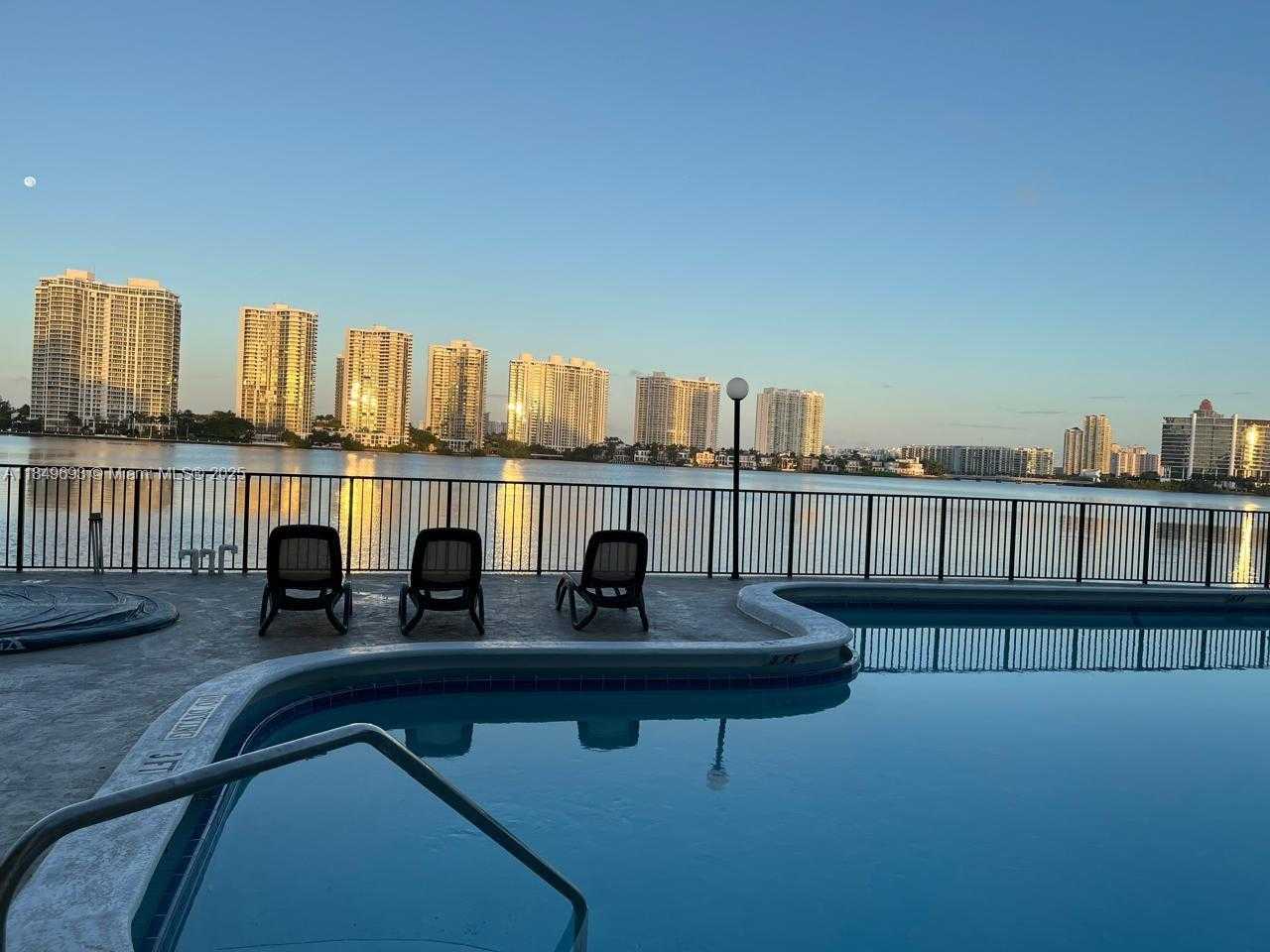 Small Image of 17600 NORTH BAY RD #N503, Sunny Isles Beach Number 2