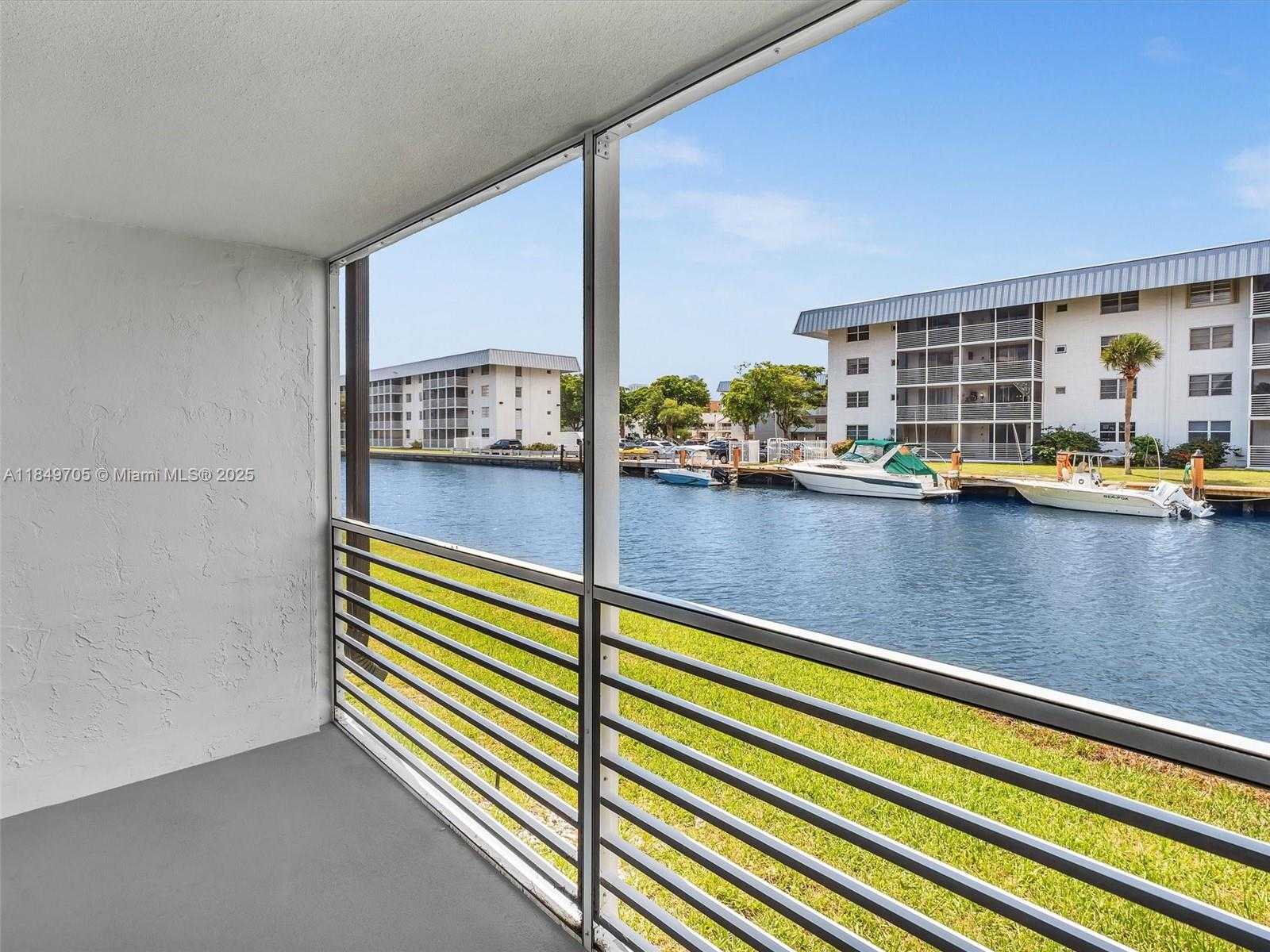 Small Image of 3600 NORTH EAST 170TH ST #102, North Miami Beach Number 27