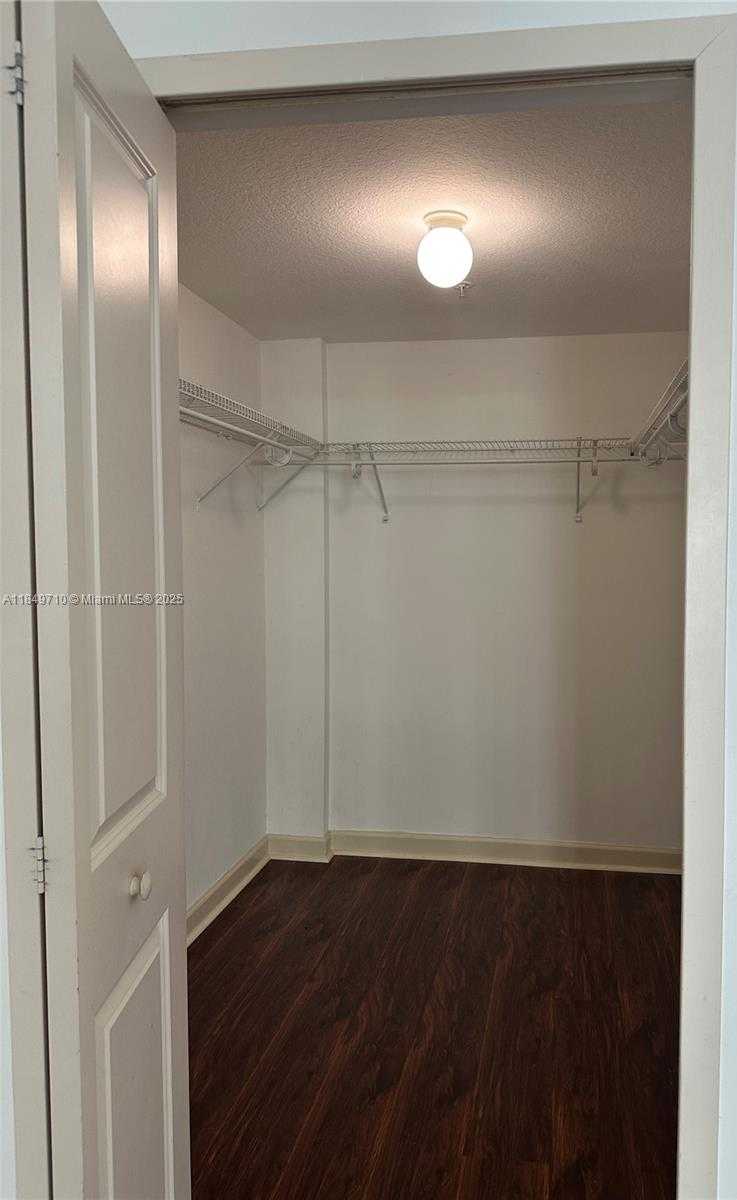 Small Image of 170 SOUTH EAST 14TH ST #2604, Miami Number 10
