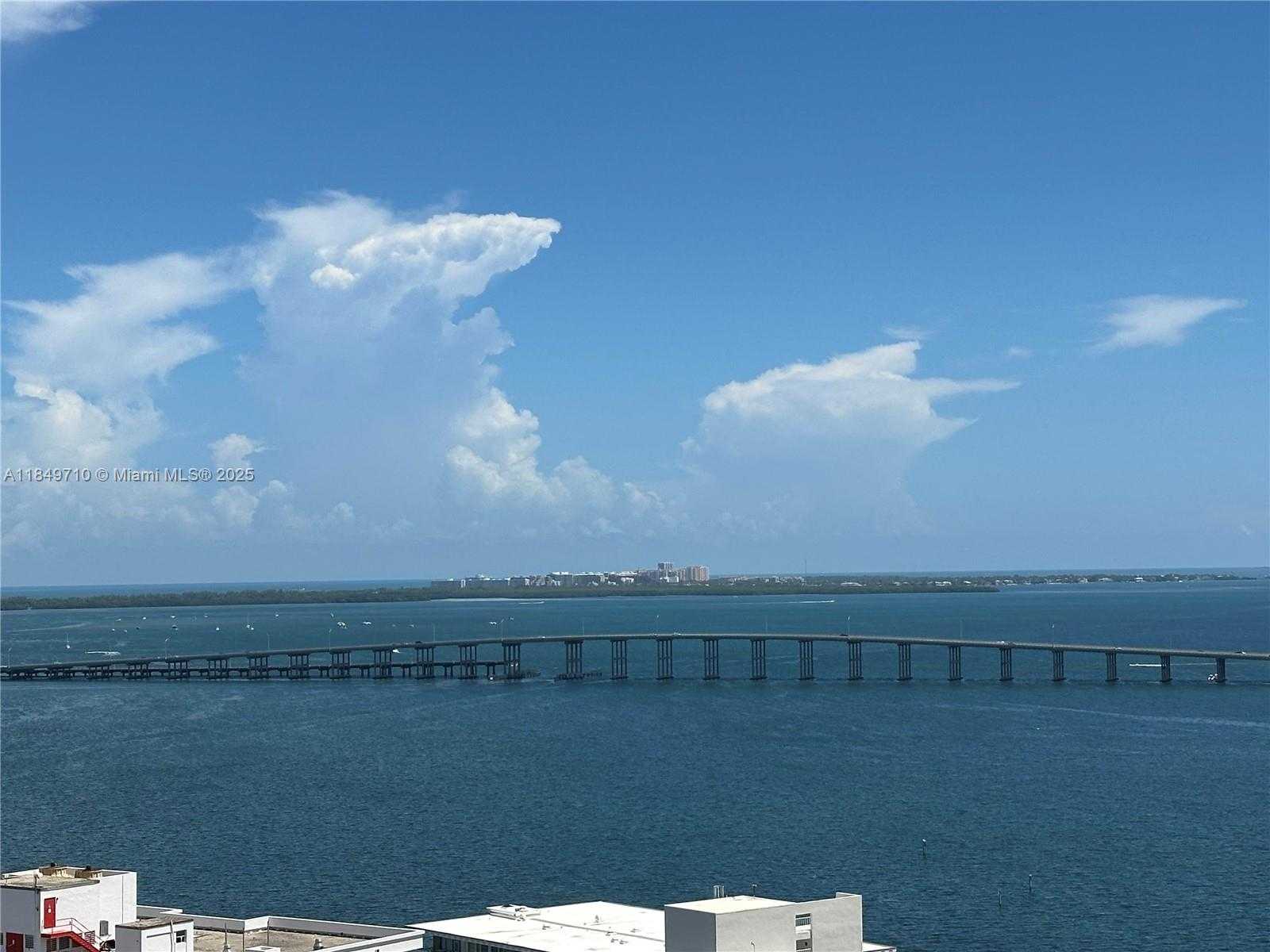 Small Image of 170 SOUTH EAST 14TH ST #2604, Miami Number 3