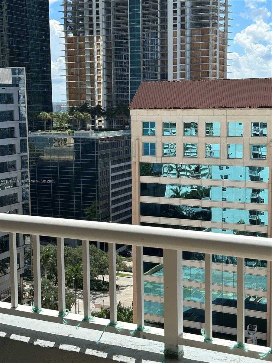 Small Image of 170 SOUTH EAST 14TH ST #2006, Miami Number 13