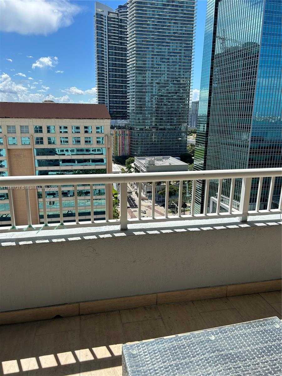 Small Image of 170 SOUTH EAST 14TH ST #2006, Miami Number 14