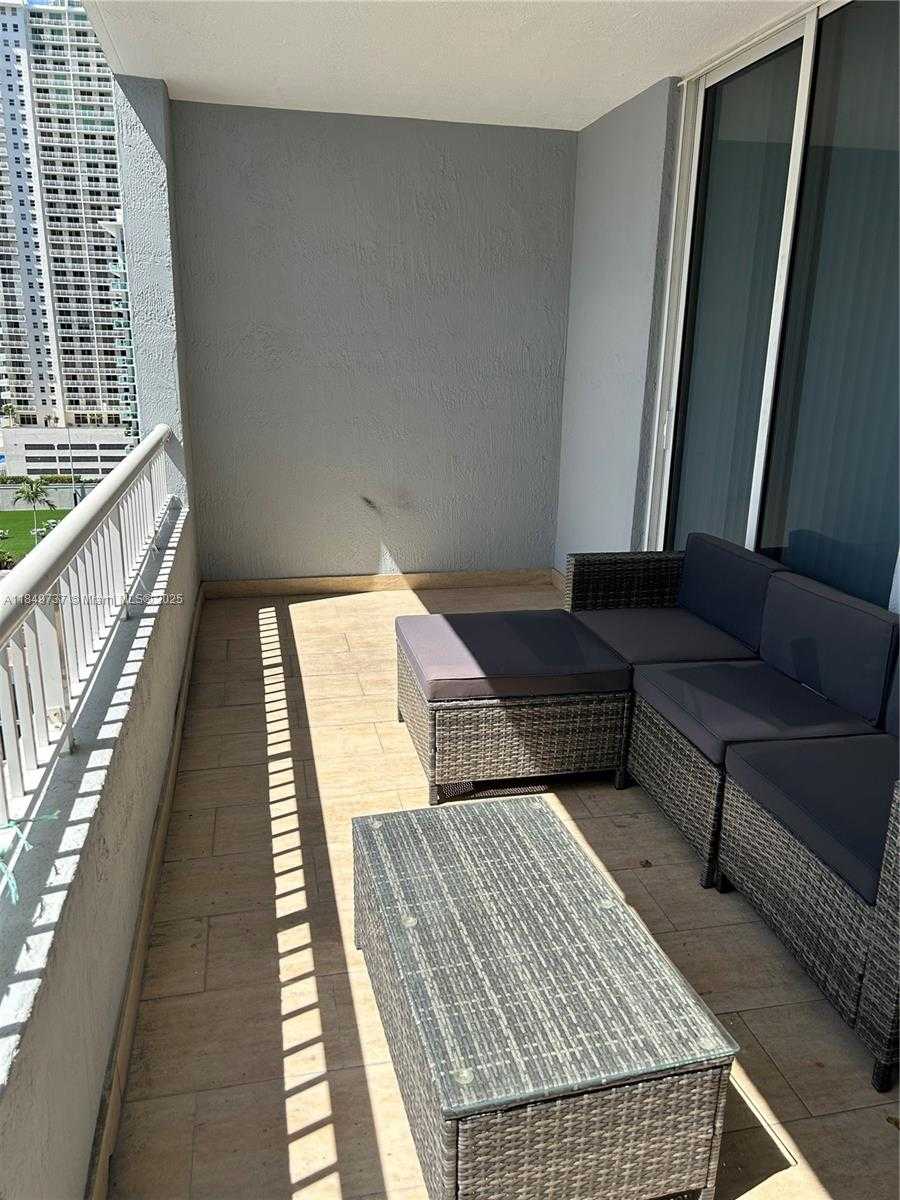 Small Image of 170 SOUTH EAST 14TH ST #2006, Miami Number 19
