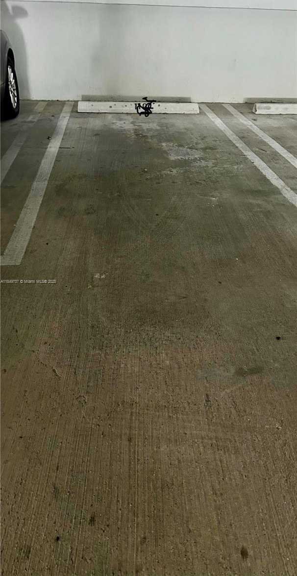 Small Image of 170 SOUTH EAST 14TH ST #2006, Miami Number 3