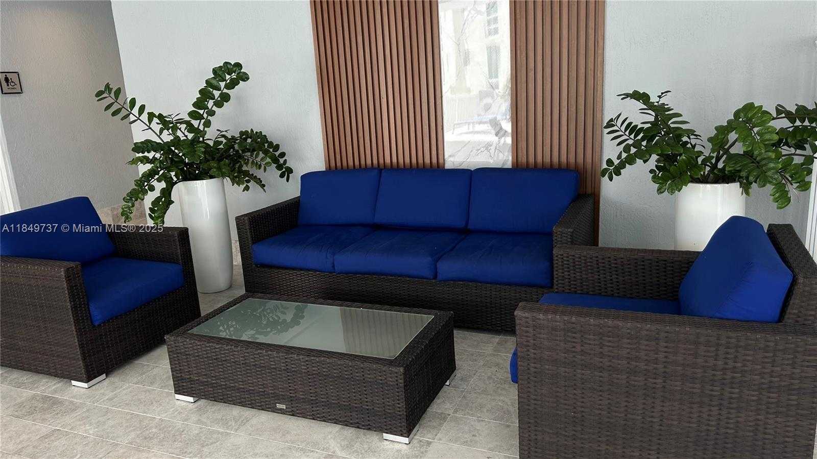 Small Image of 170 SOUTH EAST 14TH ST #2006, Miami Number 4