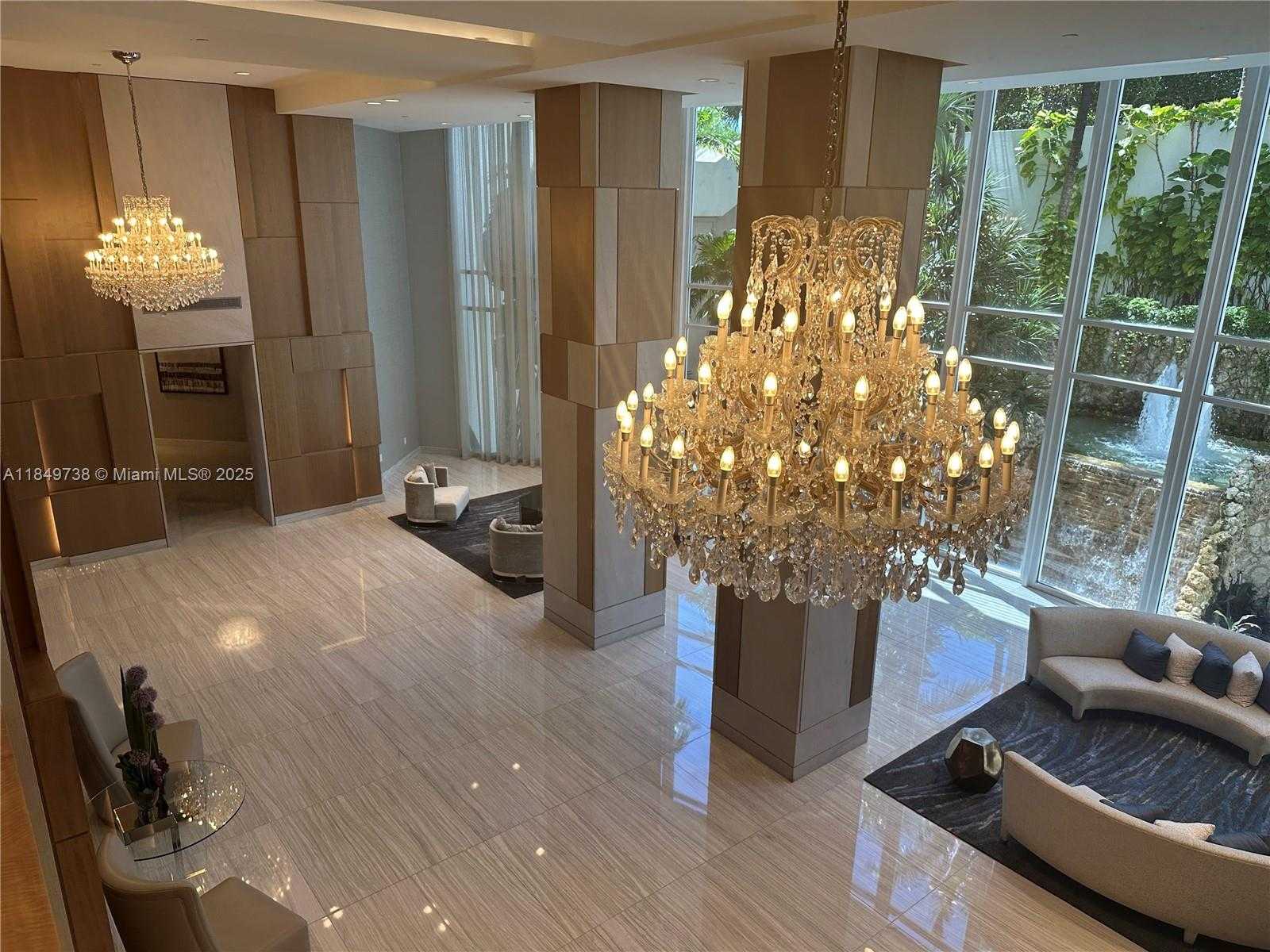 Small Image of 21200 POINT PL #404, Aventura Number 34