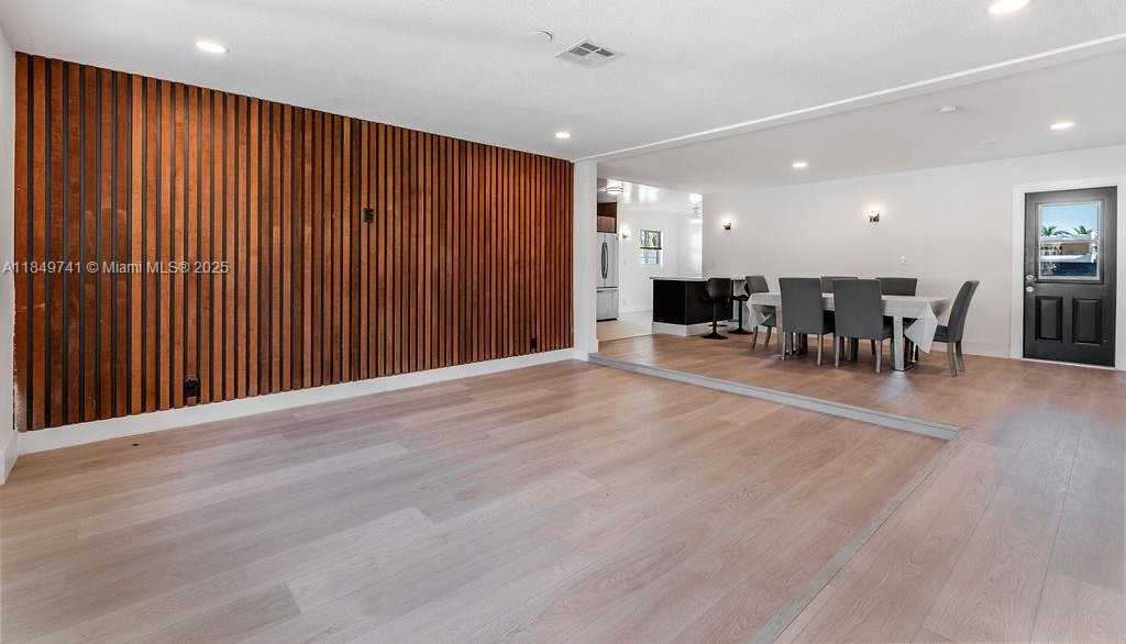Small Image of 1415 COOLIDGE ST, Hollywood Number 12