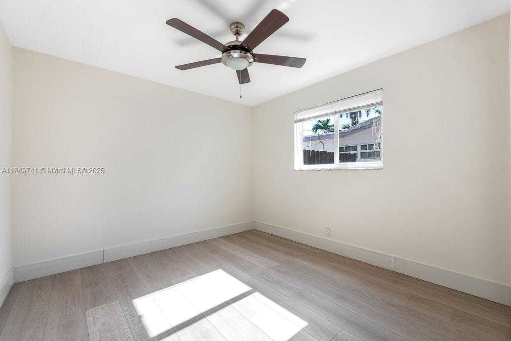 Small Image of 1415 COOLIDGE ST, Hollywood Number 21