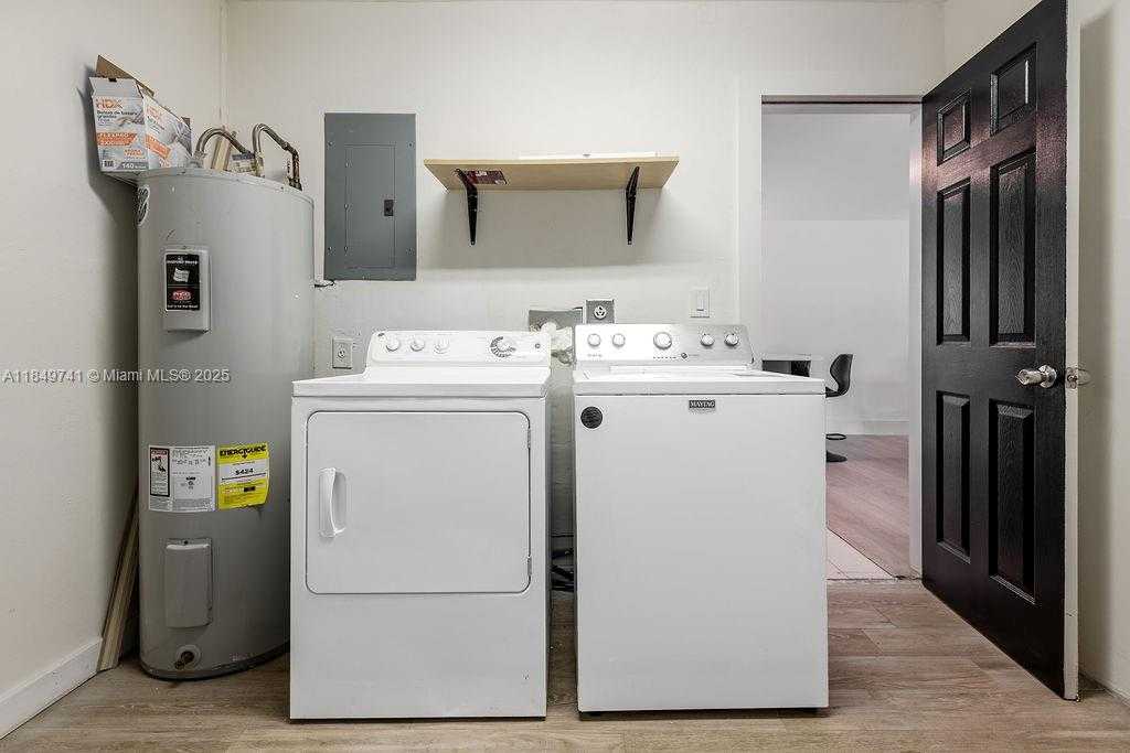 Small Image of 1415 COOLIDGE ST, Hollywood Number 28