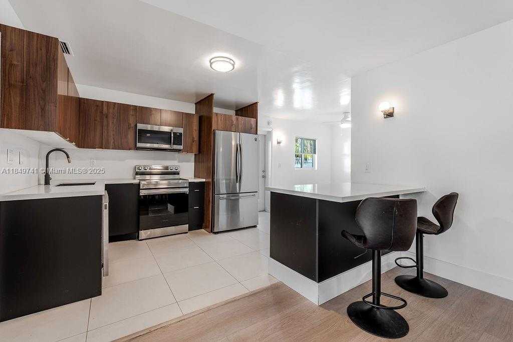 Small Image of 1415 COOLIDGE ST, Hollywood Number 8