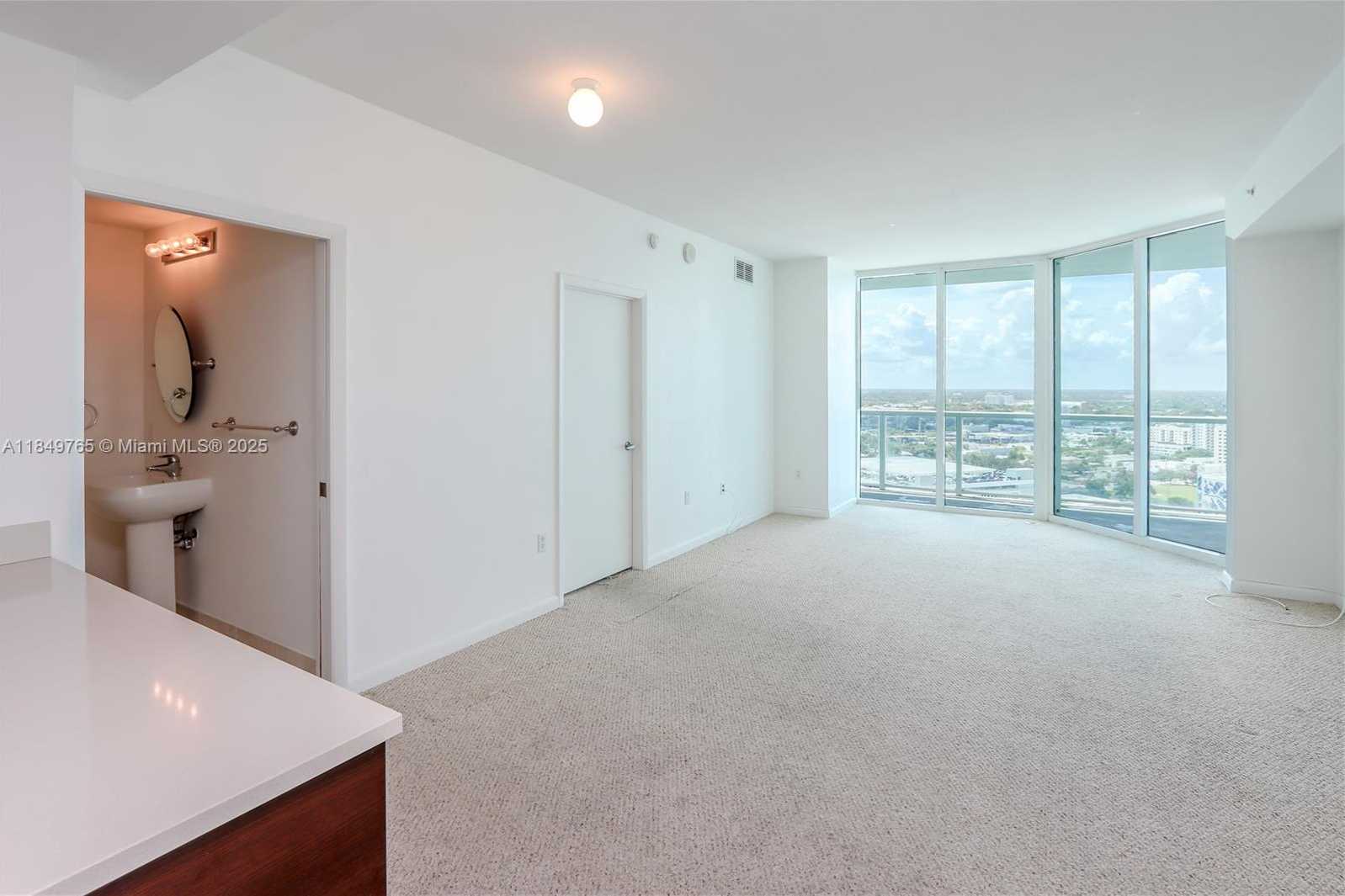 Small Image of 1900 NORTH BAYSHORE DR #2316, Miami Number 14