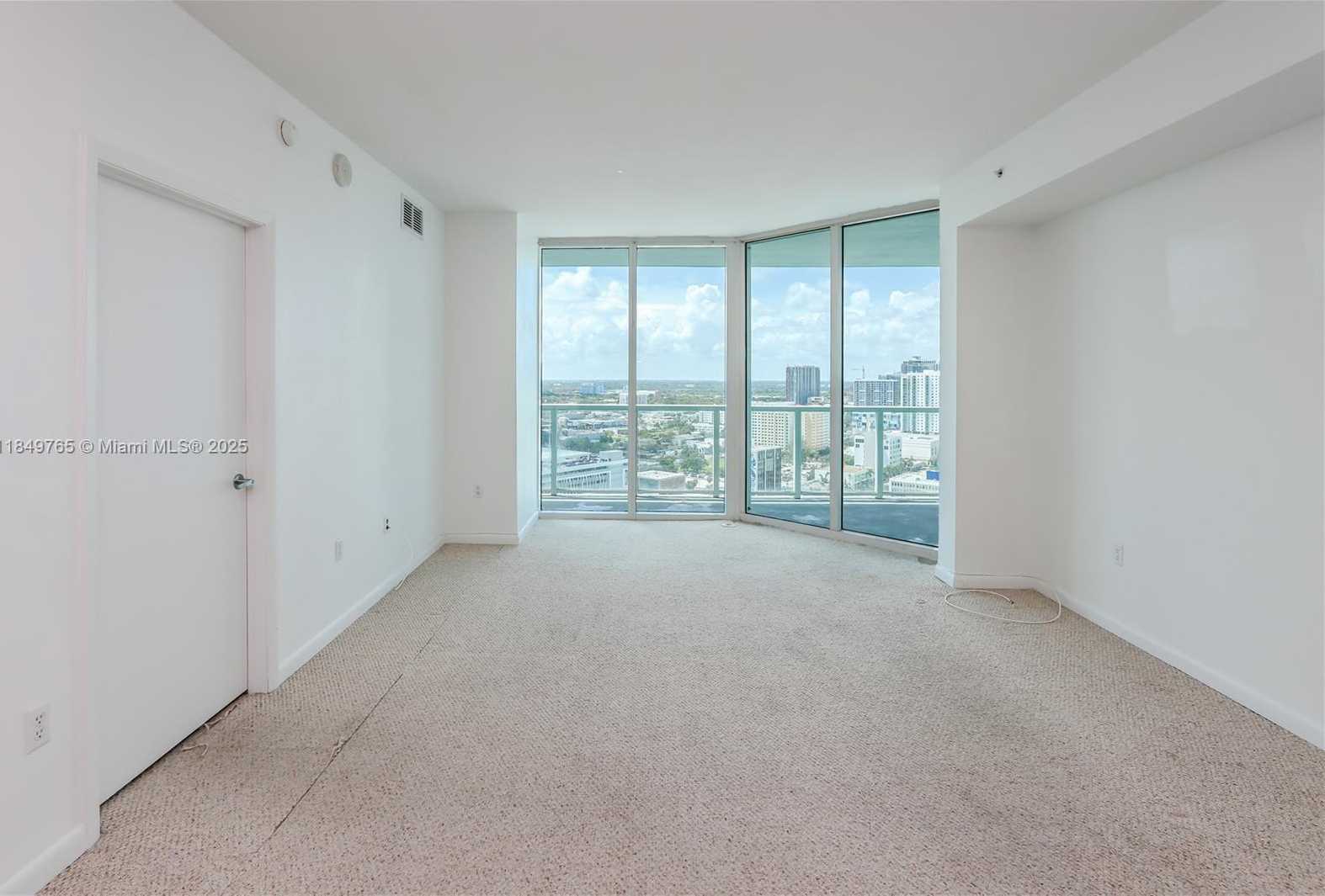 Small Image of 1900 NORTH BAYSHORE DR #2316, Miami Number 18