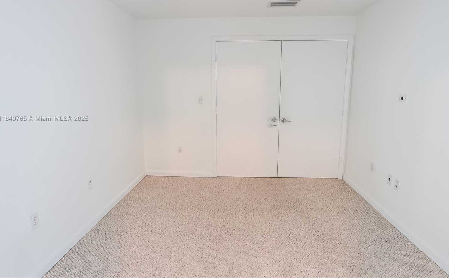Small Image of 1900 NORTH BAYSHORE DR #2316, Miami Number 23