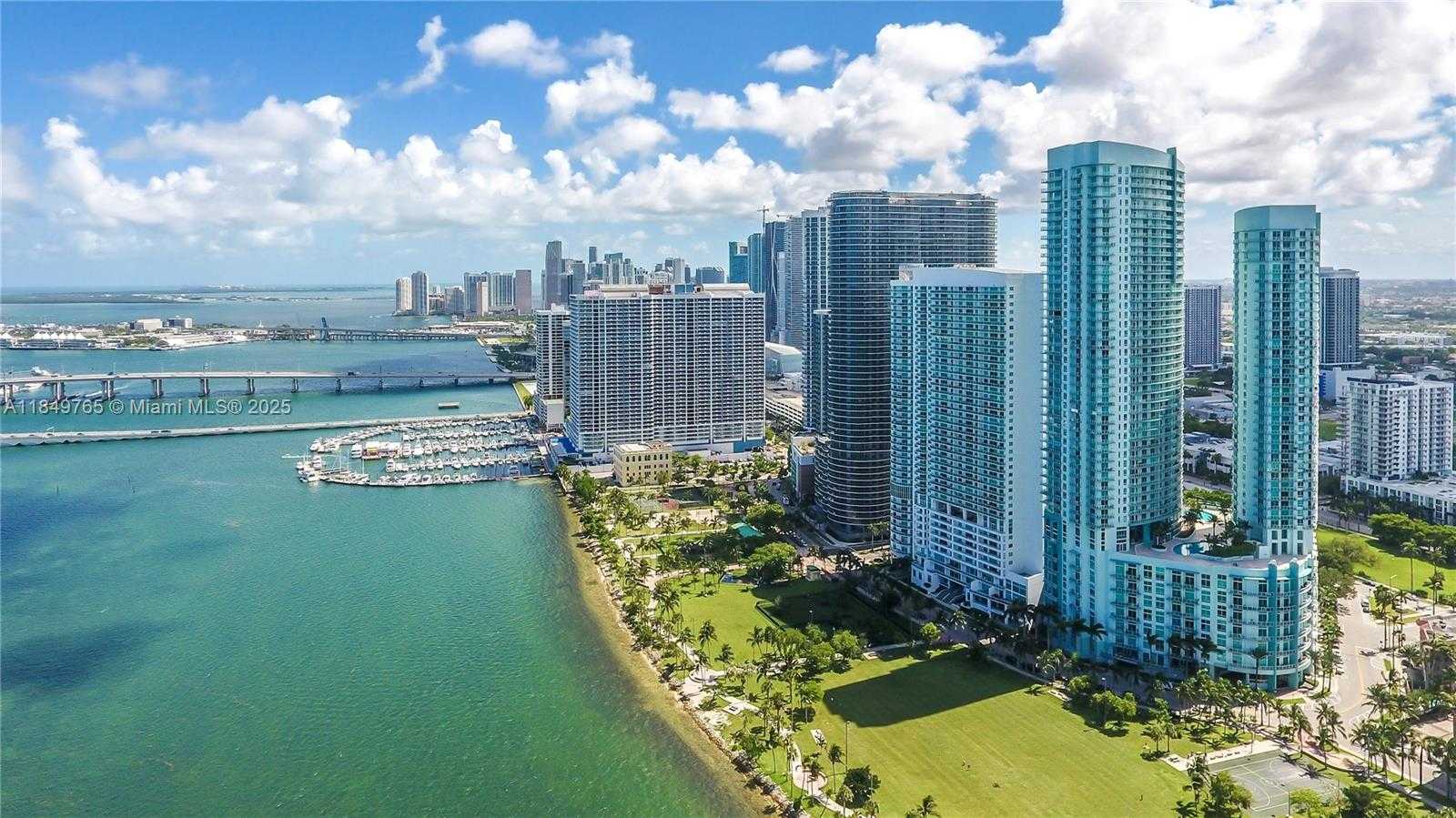 Small Image of 1900 NORTH BAYSHORE DR #2316, Miami Number 3