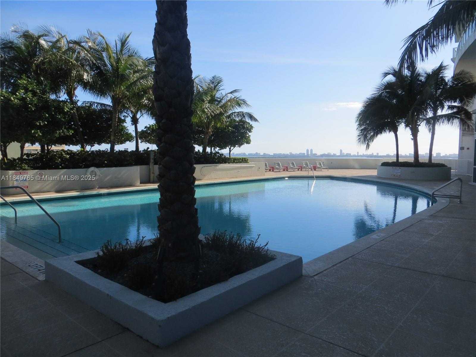 Small Image of 1900 NORTH BAYSHORE DR #2316, Miami Number 42