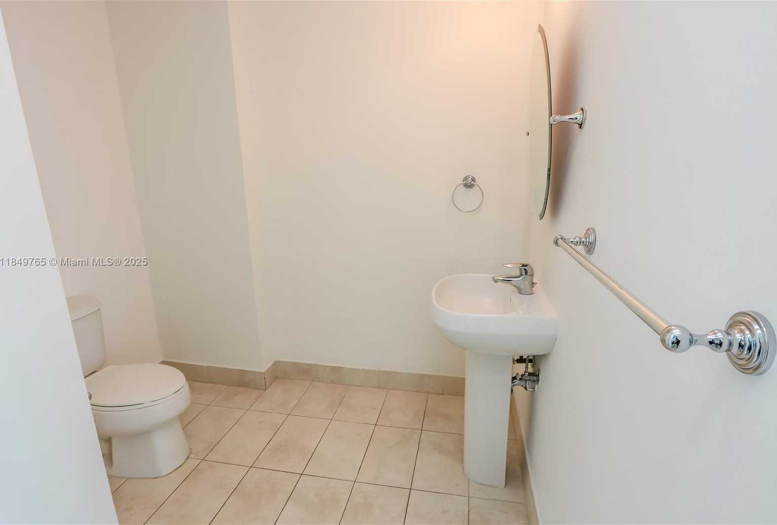 Small Image of 1900 NORTH BAYSHORE DR #2316, Miami Number 8