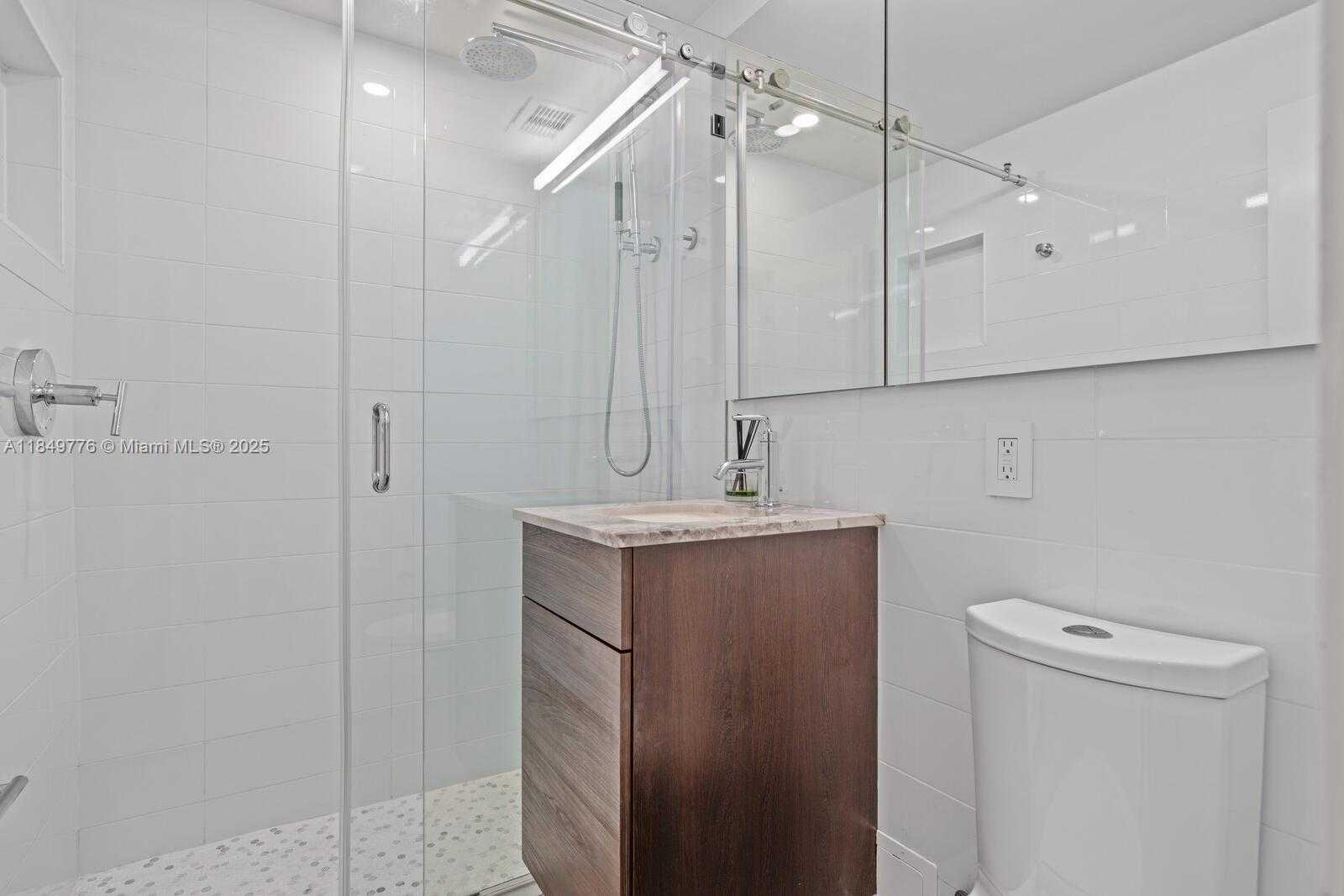 Small Image of 880 NORTH EAST 69TH ST #12F, Miami Number 16