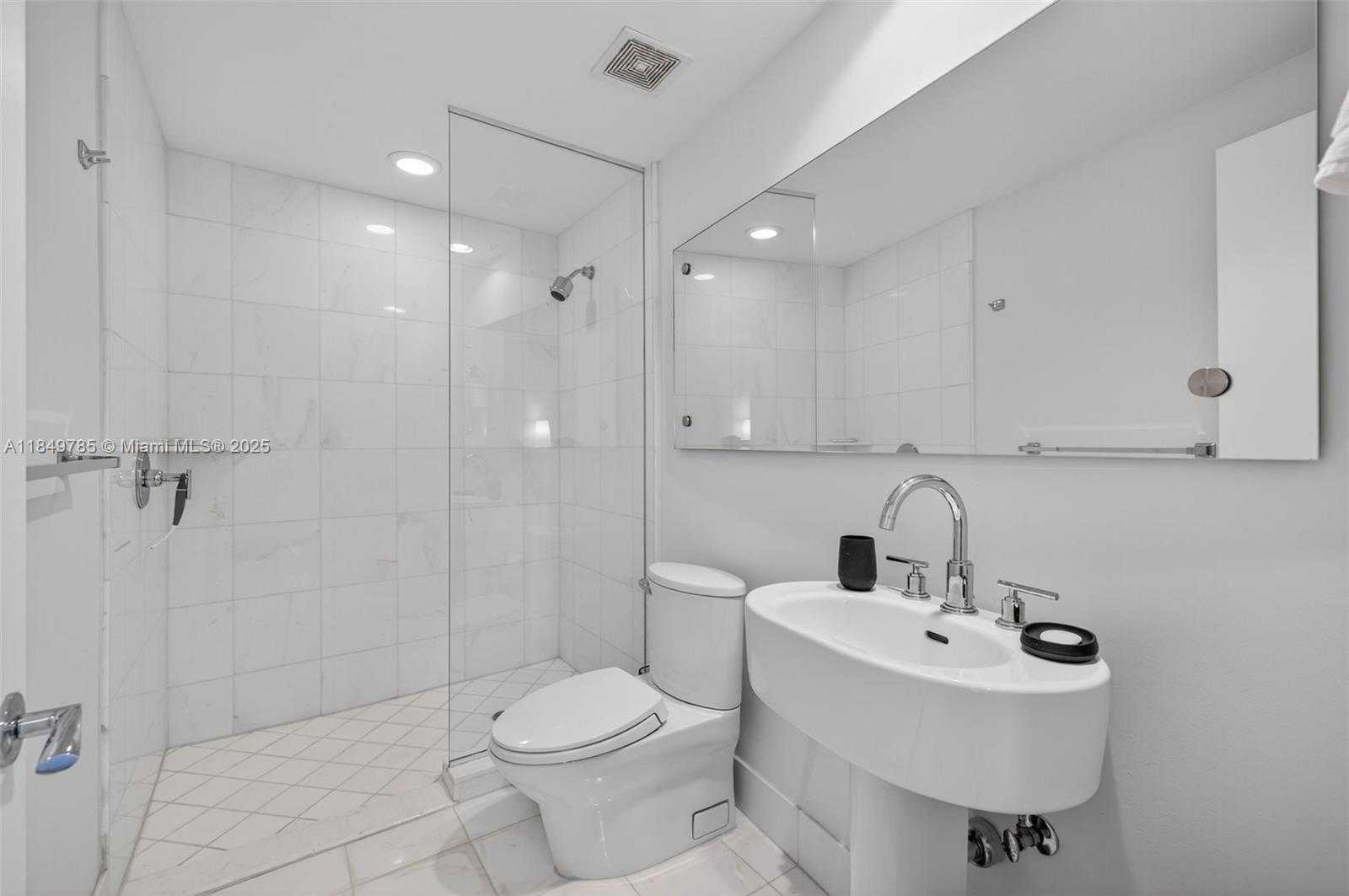 Small Image of 2950 NORTH EAST 188TH ST #446, Aventura Number 23