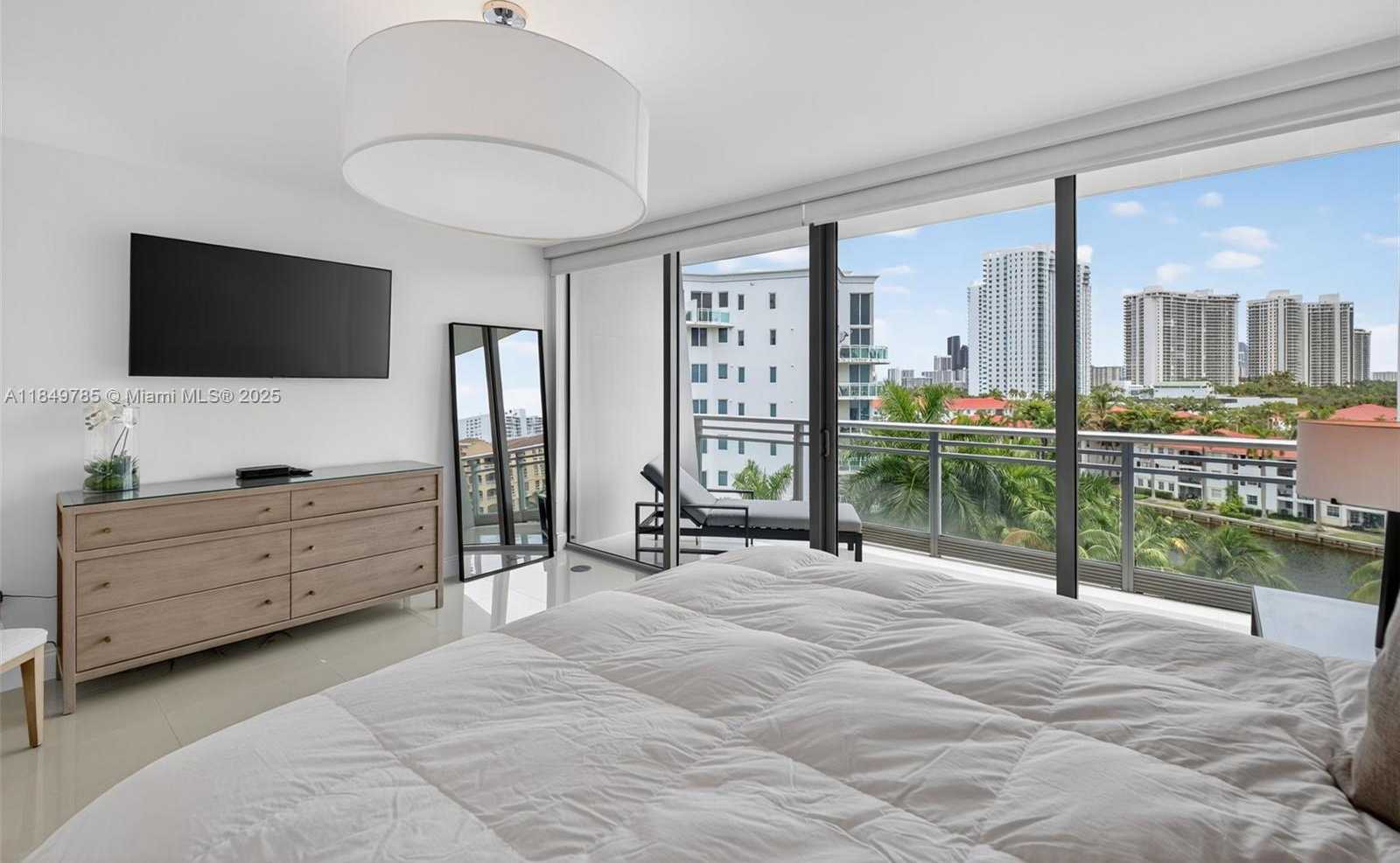 Small Image of 2950 NORTH EAST 188TH ST #446, Aventura Number 27