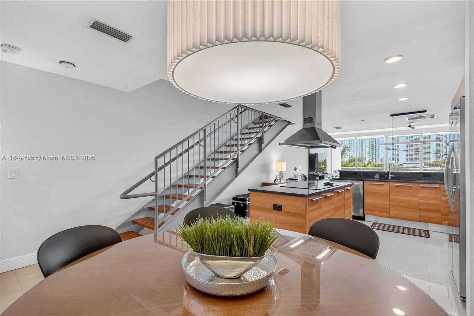Small Image of 2950 NORTH EAST 188TH ST #446, Aventura Number 6