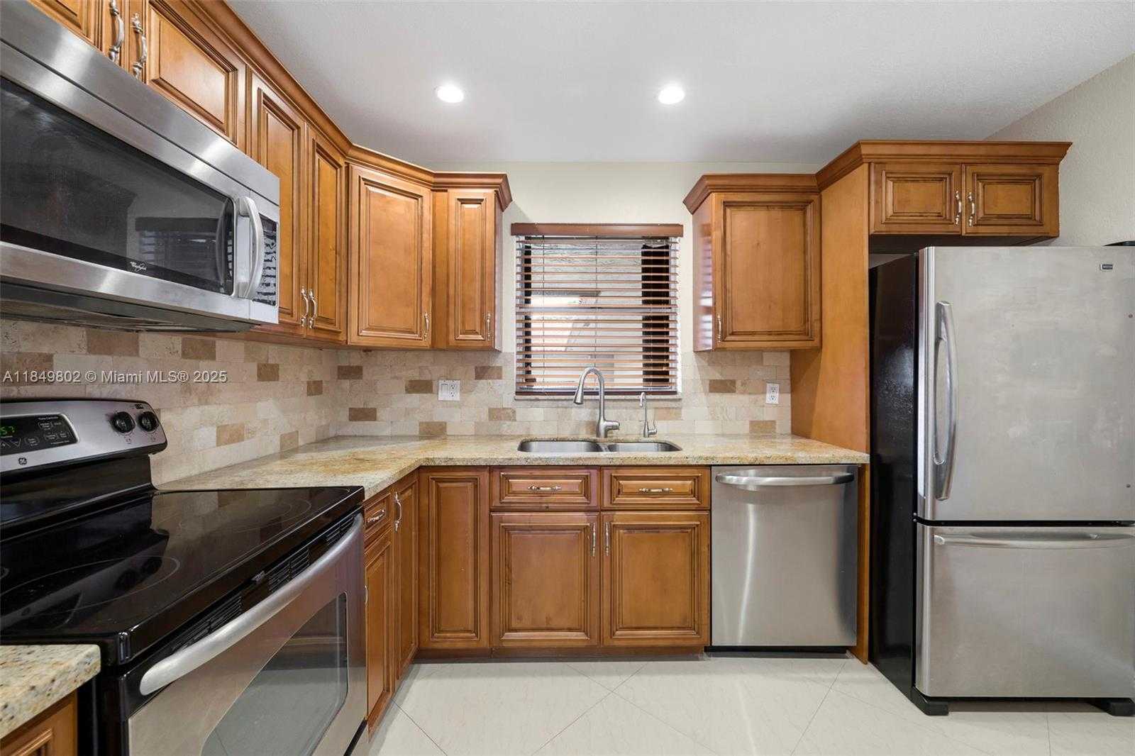 Small Image of 10401 SOUTH WEST 108TH AVE #243, Miami Number 10