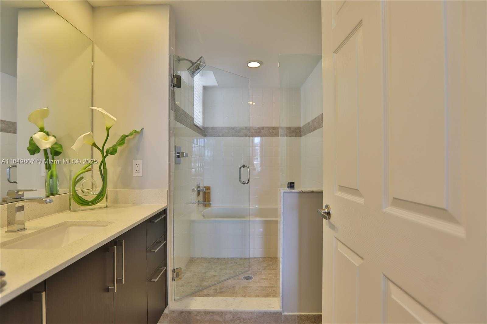 Small Image of 2000 SALZEDO STREET #1415, Coral Gables Number 12